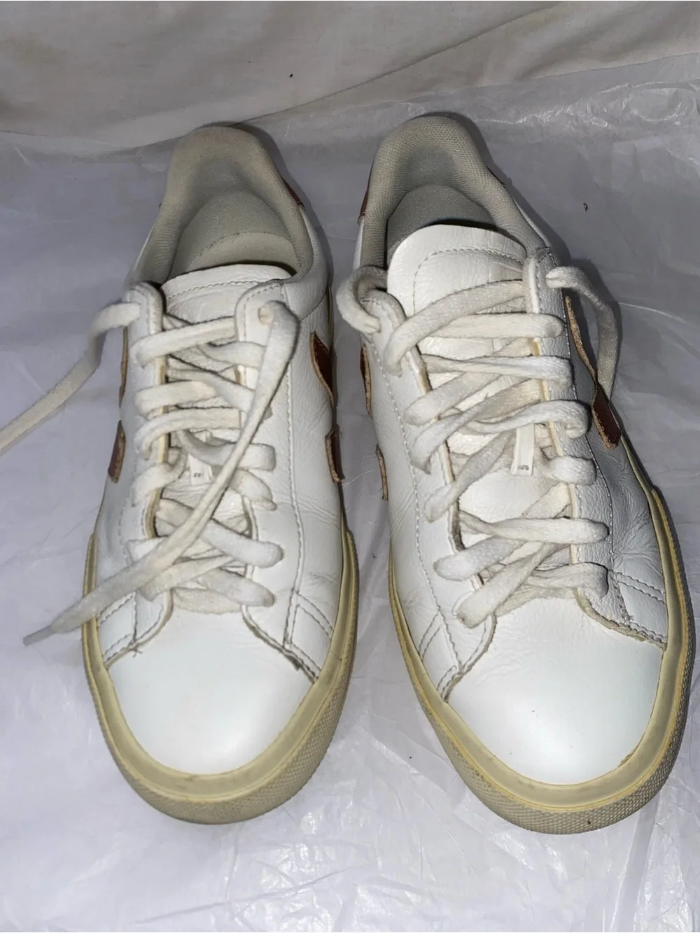 Veja White Leather Sneakers with Rose Metallic V size 6